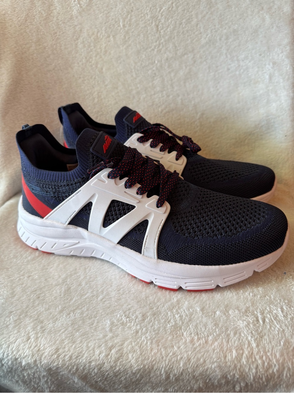 Avia‎ Navy Knit Sneakers with White Cage and Red Accents Mens 11 New